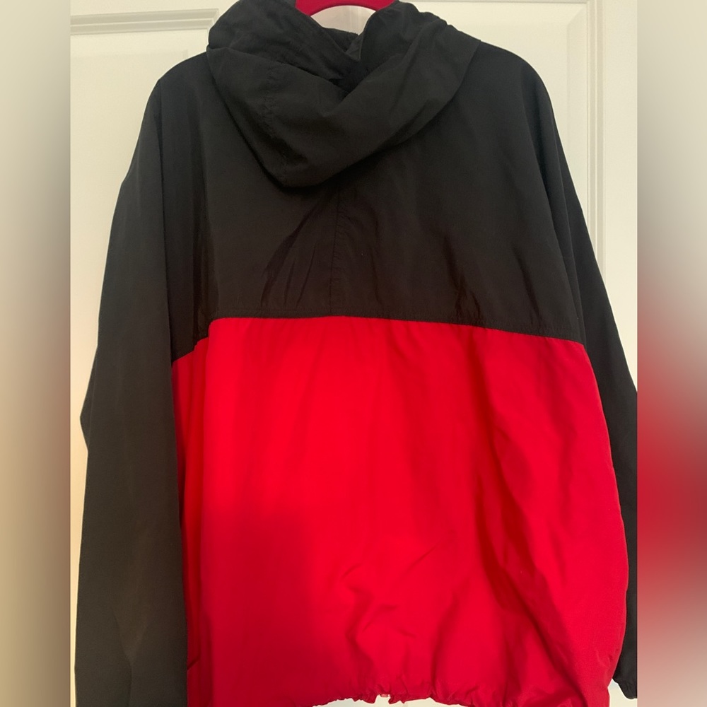 EUC L.L. Bean pullover. It has all the pockets!